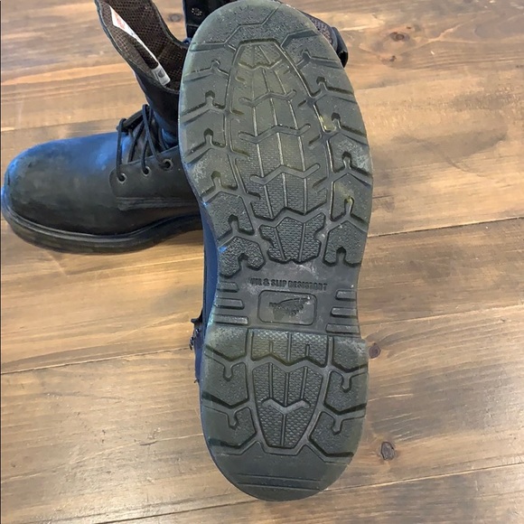 Red wing boots! - Picture 4 of 6